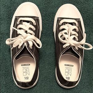NOBO Adult Black and White Sneakers